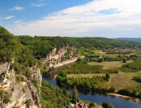 Où se trouve la région de la Dordogne en France ?