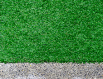 Construction d'un court de tennis en gazon synthétique à Nice