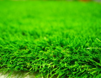 Construction d'un court de tennis en gazon synthétique à Nice