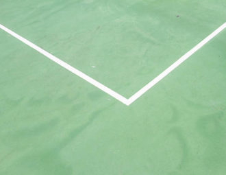 Construction d'un court de tennis à Toulon