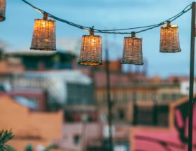 découvrez notre service de personnalisation de chaînes, où chaque détail compte. créez une chaîne unique qui reflète votre style et votre personnalité. idéal pour des cadeaux mémorables ou pour vous faire plaisir !