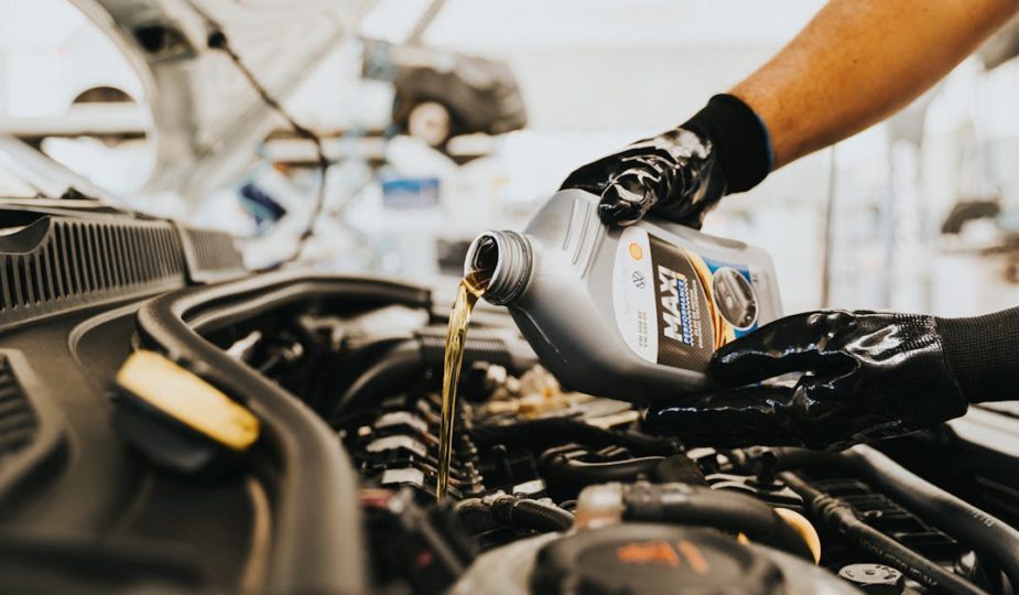 découvrez les meilleures pratiques pour l'entretien de votre véhicule : conseils, astuces et étapes essentielles pour assurer la fiabilité et la longévité de votre auto.