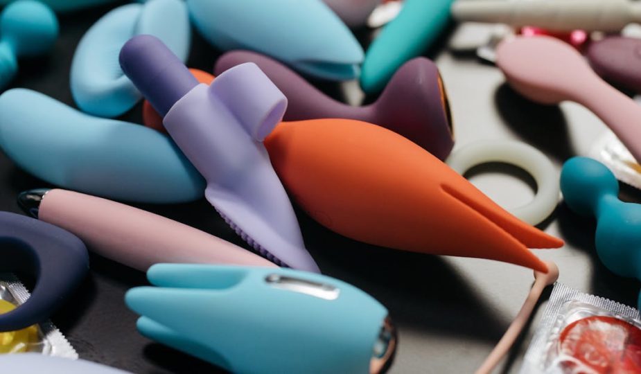 découvrez notre sélection de sex toys pour tous les goûts et toutes les envies. améliorez votre plaisir en solo ou en couple avec des accessoires intimes innovants, sûrs et discrets. livraison rapide et confidentialité garantie.